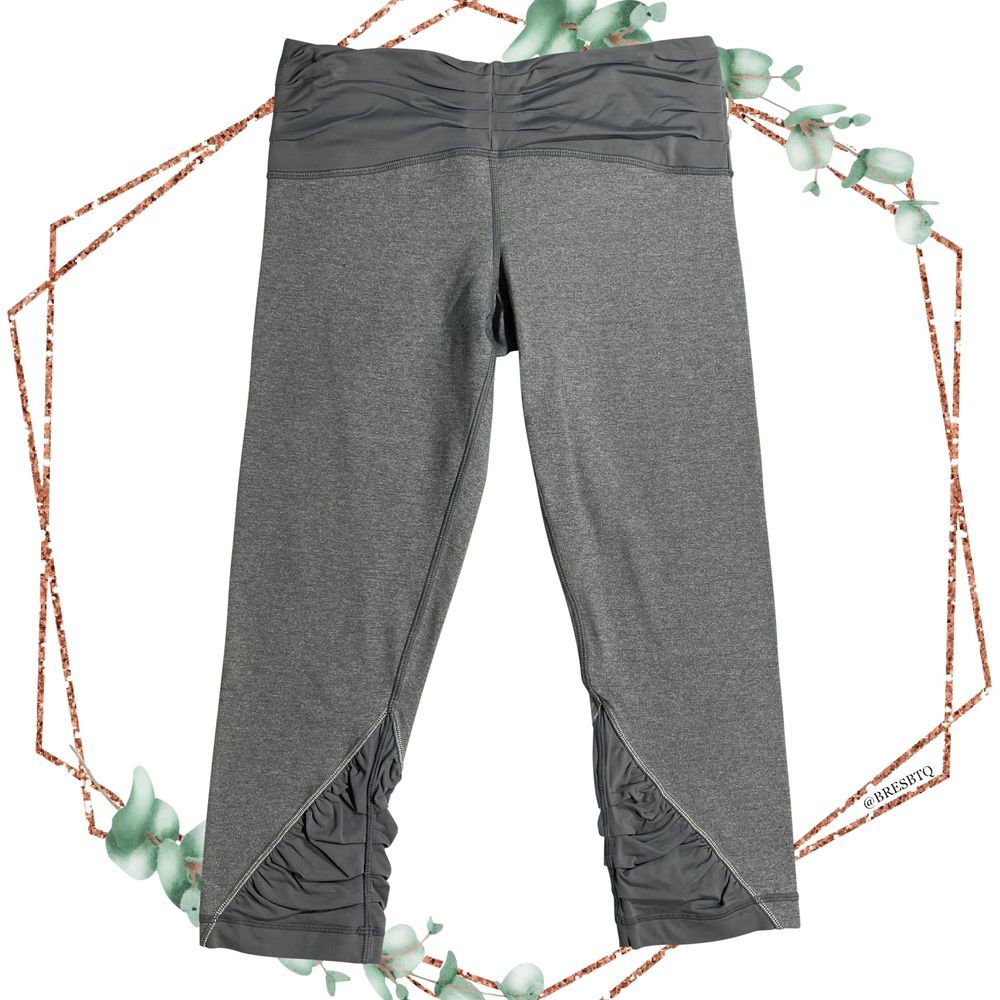 Lululemon Embrace Crop size 8